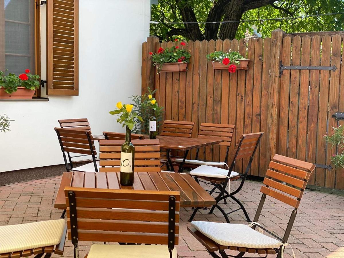 Diofa Panzio Bed & Breakfast Villany Exterior photo